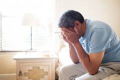 Vastu Tips : बेडरूममध्ये चुकूनही लावू नका 'या' पेंटिंग्स; पती-पत्नीमध्ये होतील वाद, संशयी वृत्ती वाढेल