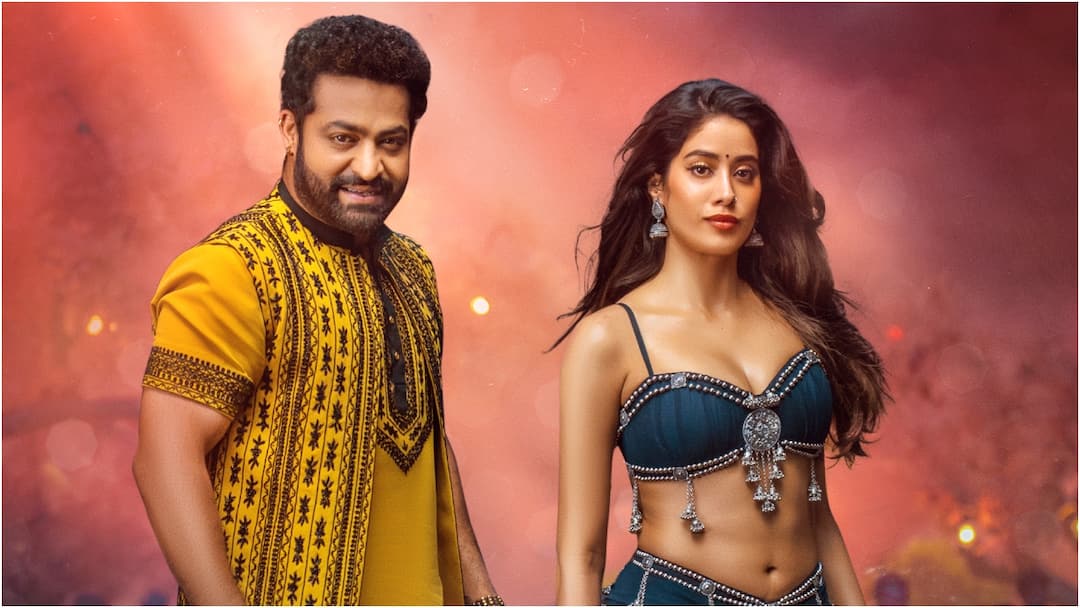 Devara Day 2 Collection Share In Telugu states AP Telangana Total Devara Day 2 collection: రెండో రోజూ తెలుగులో అదరగొట్టిన ఎన్టీఆర్ - తెలంగాణ, ఏపీలో 'దేవర' 2 డేస్ టోటల్ షేర్ ఎంతంటే?