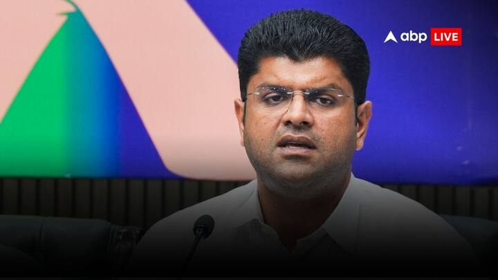 इसी के साथ-साथ अग्निवीर योद्धाओं के लिए उच्च शिक्षा के इंतजाम किए जाएंगे. फिल्म निर्माण, रंगमंच व कला को बढ़ावा देने के लिए हिसार में आधुनिक फिल्म सिटी बनाई जाएगी. एक लाख महिलाओं को सरकारी नौकरी दी जाएगी. शिक्षा के क्षेत्र की बात करें तो जींद में आईआईटी और झज्जर में अंतरराष्ट्रीय खेल स्टेडियम बनाया जाएगा. सोनीपत में कबड्डी स्टेडियम बनाया जाएगा. गुरुग्राम में कामकाजी महिलाओं के लिए हॉस्टल बनेगा. फतेहाबाद में फूड प्रोसेसिंग एंड टेक्नोलॉजी का अंतरराष्ट्रीय प्रशिक्षण केंद्र बनाया जाएगा।