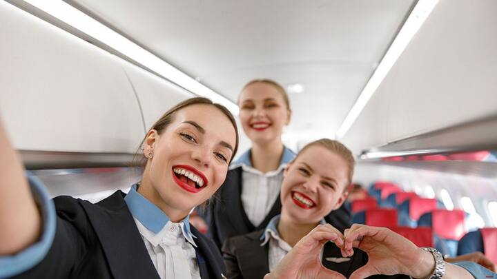 दरम्यान, एअर होस्टेसचं करियर स्वीकारत असताना पालकांसह सर्वांनाच अनेक प्रश्न पडत असतात.