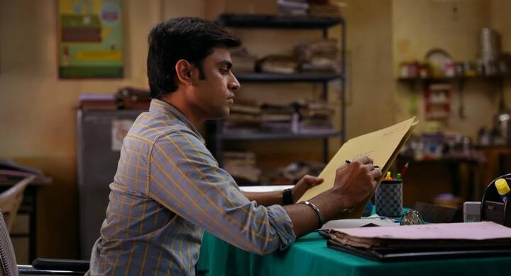 कोणत्याही महिन्याच्या 1, 10, 19, 28 तारखेला जन्मलेले लोक त्यांच्या मेहनतीने सरकारी नोकरी मिळवण्यात देखील यशस्वी होतात आणि कामाच्या ठिकाणी टीमचं नेतृत्व देखील करतात.