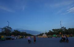 Delhi Weather: दिल्ली वाले बारिश की न करें उम्मीद, चार अक्टूबर तक गर्मी और उमस झेलने के लिए रहें तैयार