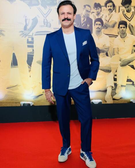 विवेक ने आगे बताया था कि, 'मैं रेलवे स्टेशनों पर शूटिंग कर रहा था. मैं बेंचों पर सोता था क्योंकि हमारे पास कोई बजट नहीं था. मैं रेस्तरां के टॉयलेट्स में कपड़े बदलता था क्योंकि मेरे पास मेकअप वैन नहीं थी.'