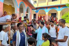 Bihar News: बिहार के कई जिलों में बाढ़ ने मचाई तबाही, तस्वीरों में देखें हालात