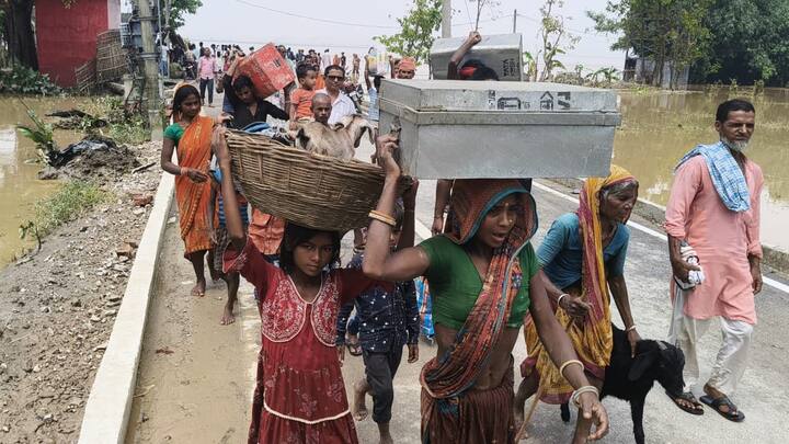 प्रशासन के राहत कार्य जारी हैं, लेकिन नदी के इस स्वभाव के कारण स्थानीय लोग हमेशा अनिश्चितता में जीते हैं. विशेषज्ञों का मानना है कि जब तक कोसी नदी के प्रवाह और कटाव को नियंत्रित करने के लिए दीर्घकालिक उपाय नहीं किए जाते, तब तक यह समस्या यूं ही बनी रहेगी.
