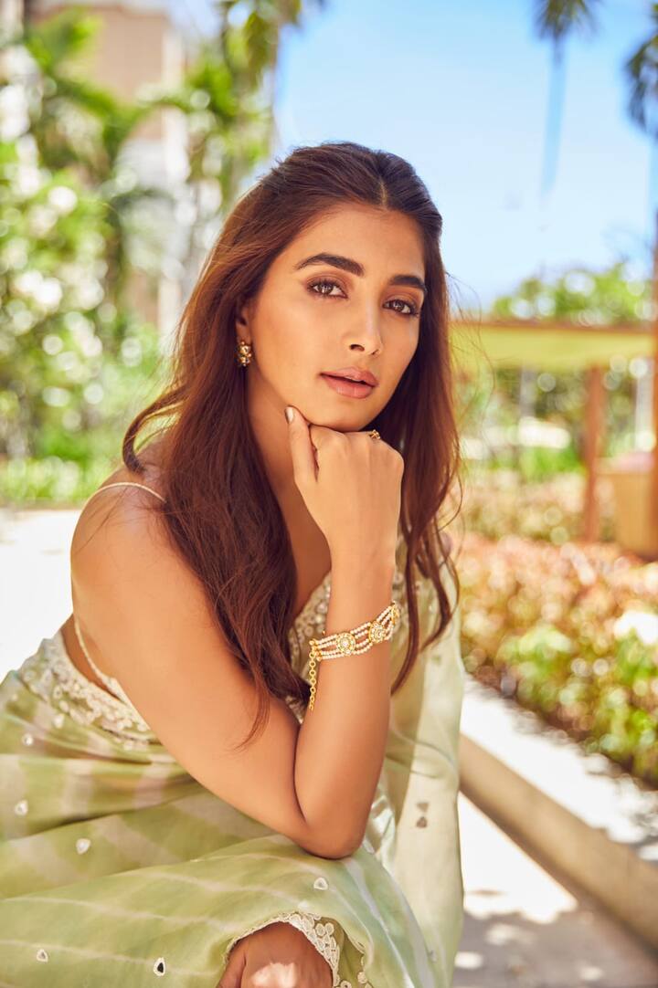 விஜய்யின் கடைசி திரைப்படம் என்பதால் இந்த பட அறிவிப்பு அவருக்கு சமர்ப்பிக்கும் வகையில் சுவாரஸ்யமான வீடியோவாக வெளியிடப்பட்டது.