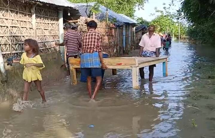 पानी कम होने से कुछ हद तक राहत मिली है, लेकिन नदी के कटाव का खतरा अब भी बना हुआ है, जो कि क्षेत्र के लोगों के लिए हर साल एक गंभीर चुनौती है.