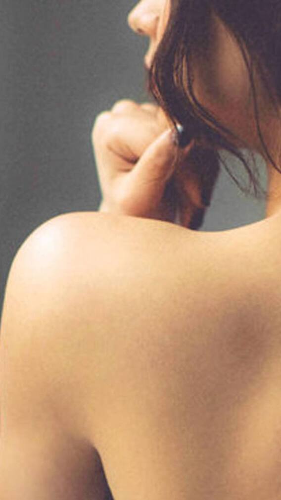 हिमाचल के इस गांव में 5 दिन कपड़े क्‍यों नहीं पहनतीं महिलाएं? फिर पुरुष क्या करते हैं?