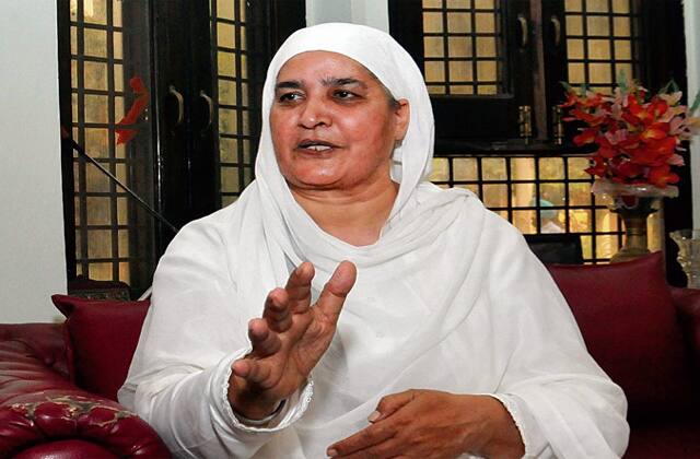 Murder Case: ਢਾਈ ਦਹਾਕੇ ਬਾਅਦ ਅਕਾਲ ਤਖ਼ਤ ਵੱਲੋਂ ਧੀ ਦੀ ਹੱਤਿਆ ਕੇਸ 'ਚ ਬੀਬੀ ਜਗੀਰ ਕੌਰ ਨੂੰ ਨੋਟਿਸ, ਜਥੇਦਾਰ ਨੇ ਮੰਗਿਆ ਸਪਸ਼ਟੀਕਰਨ Akal Takht notice to Bibi Jagir Kaur in daughter's murder case Murder Case: ਢਾਈ ਦਹਾਕੇ ਬਾਅਦ ਅਕਾਲ ਤਖ਼ਤ ਵੱਲੋਂ ਧੀ ਦੀ ਹੱਤਿਆ ਕੇਸ 'ਚ ਬੀਬੀ ਜਗੀਰ ਕੌਰ ਨੂੰ ਨੋਟਿਸ, ਜਥੇਦਾਰ ਨੇ ਮੰਗਿਆ ਸਪਸ਼ਟੀਕਰਨ