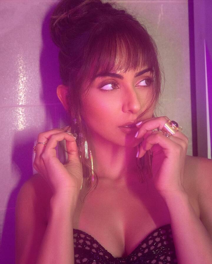 અભિનેત્રીના હેરની સ્ટાઈલિશ પણ ખૂબ જ સુંદર લાગી રહી છે.