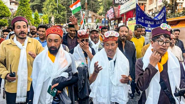 Why Is Sonam Wangchuk Marching In the direction of Delhi And Why Was He Detained By Police?