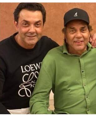 ਬੌਬੀ ਦਿਓਲ ਪਿਤਾ ਧਰਮਿੰਦਰ ਨਾਲ ਕਿਉਂ ਕਰਨ ਲੱਗੇ ਨਫ਼ਰਤ? ਪਿਓ-ਪੁੱਤ ਦੇ ਰਿਸ਼ਤੇ 'ਚ ਖਟਾਸ