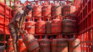 Commercial LPG Cylinder Rates Go Up By Rs 48, No Change In Domestic Prices