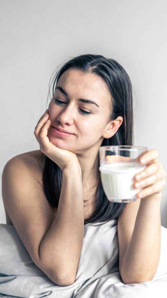 పాలలో తేనె కలిపి తాగితే మంచిదేనా?