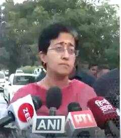 'दिल्ली में जगह जगह सड़कें टूटी हुई हैं ' | CM Atishi | #shorts