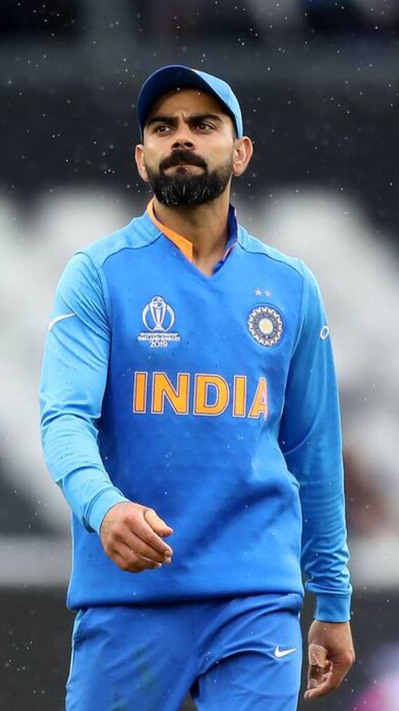 কোহলিকে দলে নিতেও চাওয়া হয়েছিল ঘুষ!