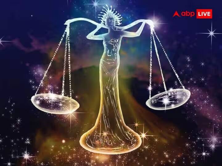 તુલા રાશિ(Libra): સૂર્યગ્રહણ તુલા રાશિના જાતકો માટે પ્રતિકૂળ રહેશે. કારણ કે સૂર્ય અને કેતુ તુલા રાશિના 12મા ભાવમાં બિરાજમાન છે. આવી સ્થિતિમાં બિનજરૂરી ખર્ચ વધશે. તમારે સ્વાસ્થ્ય સંબંધિત સમસ્યાઓનો પણ સામનો કરવો પડી શકે છે.