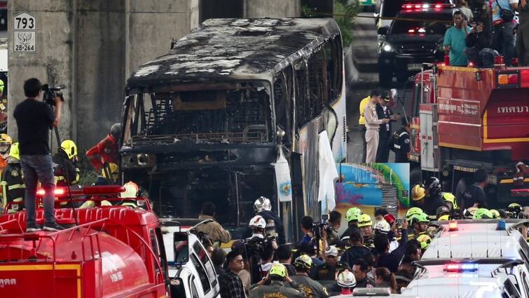 thailand police arrest driver and work identify victims school bus fire killed 23 Thailand Bus Fire: பற்றி எரிந்த பள்ளி பேருந்து..! மழலைகள் உட்பட  23 பேர் உயிரிழப்பு - சரணடைந்த ஓட்டுநர் செய்த தவறு?