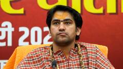 'हवस का मौलवी क्यों नहीं?' धीरेंद्र शास्त्री के बोलते ही भड़क गए मौलाना