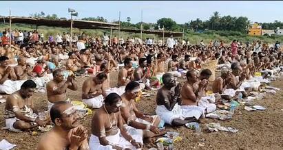 Mahalaya amavasya 2024 tharpanam in thirupuvanam Sivagangai dist - TNN காசி, ராமேஸ்வரத்திற்கு அடுத்தபடியாக தர்ப்பணம் செய்ய ஏன் திருப்புவனத்தில் கூட்டம் கூடுகிறது தெரியுமா?