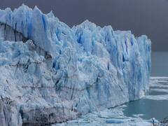 અહી લાખો વર્ષોથી બરફ જામેલો છે, તેની નીચે 400 ઝરણા આવેલા છે