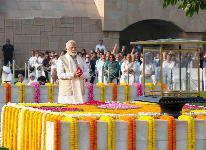 सोशल मीडिया प्लेटफॉर्म एक्स पर पीएम मोदी ने लिखा,