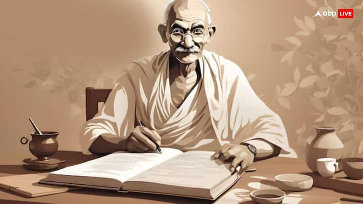 महात्मा गांधी को 30 जनवरी 1948 में दिल्ली के बिड़ला भवन में नाथूराम गोडसे ने गोली मारी थी. मृत्यु से कुछ क्षण पहले गांधी जी ने जो कहा था उसको लेकर कई बार बहस छिड़ चुकी है.