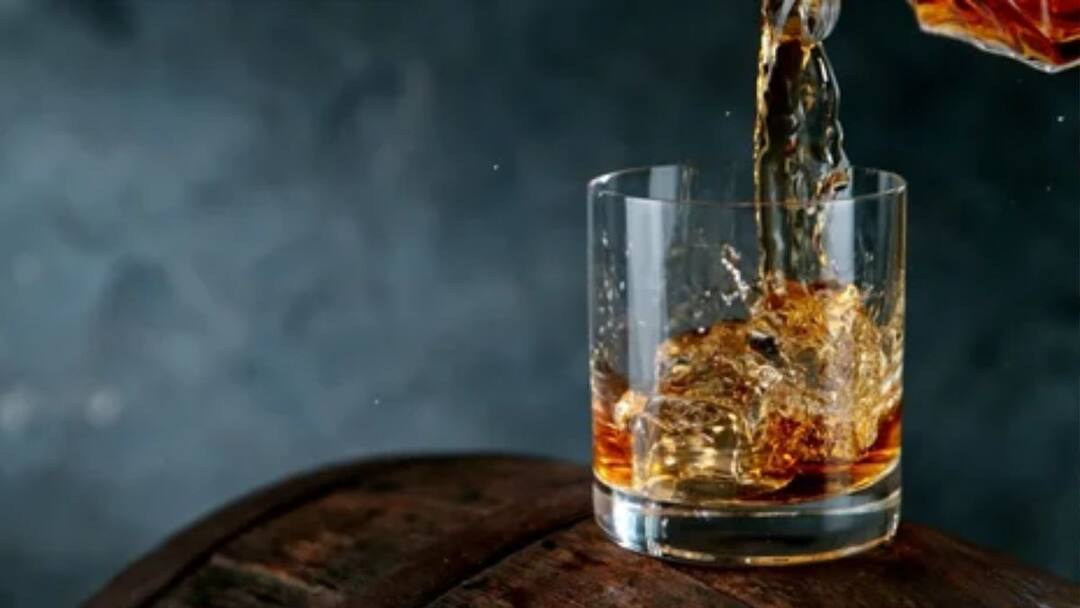 Liquor will be available for just Rs 99 the new liquor policy of the Andhra Pradesh government Liquor Policy: मोठी बातमी! फक्त 99 रुपयांमध्ये मिळणार दारु, अधिसूचना जारी, 5500 कोटी रुपयांची कमाई होणार