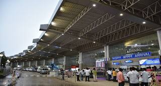 Madurai Airport : துவங்கியது மதுரை விமான நிலையம் 24 மணிநேர சேவை.. தென் மாவட்ட மக்கள் மகிழ்ச்சி
