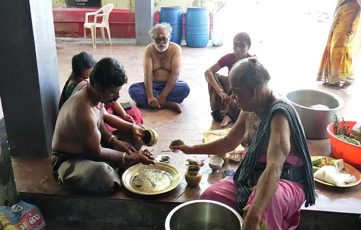 போடி சிவாலயத்தில் புரட்டாசி அமாவாசை வழிபாடு - திரளான பக்தர்கள் பங்கேற்பு