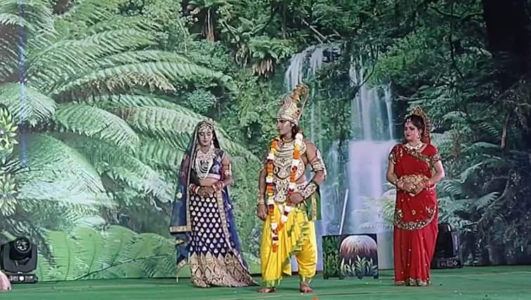 Ayodhya Ramleela: अयोध्या में आज से रामलीला, मिस यूनिवर्स इंडिया, मालिनी अवस्थी, मनोज तिवारी समेत ये 42 सेलिब्रेटी आएंगे नजर ayodhya ram leela live 3rd october to 12th october 2024 42 celebrities will play different roles ann Ayodhya Ramleela: अयोध्या में आज से रामलीला, मिस यूनिवर्स इंडिया, मालिनी अवस्थी, मनोज तिवारी समेत ये 42 सेलिब्रेटी आएंगे नजर