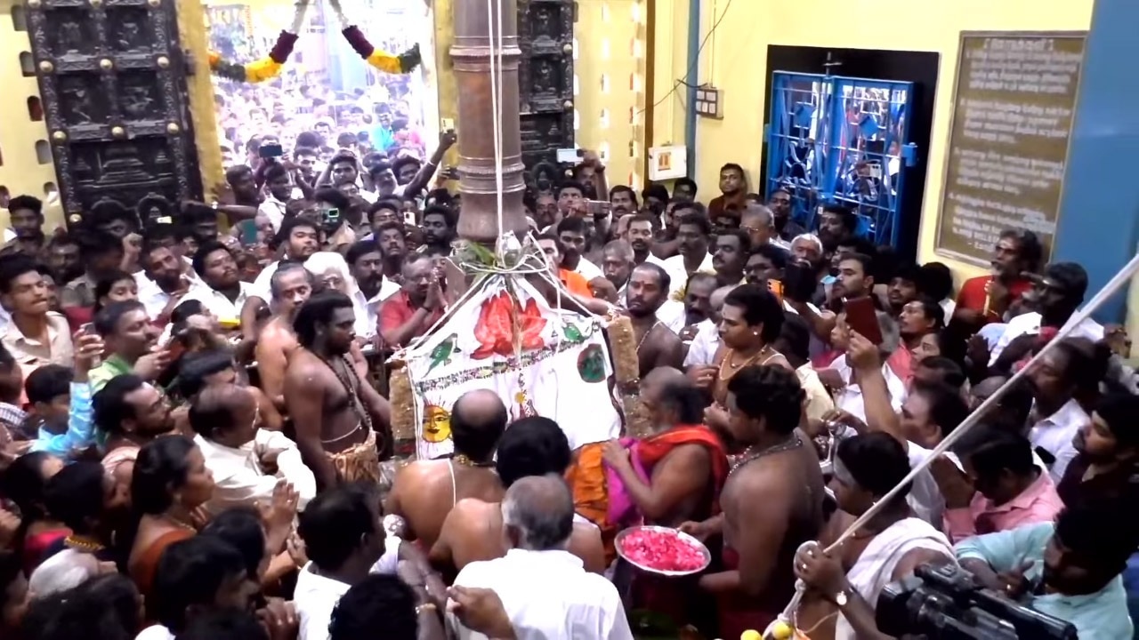 Kulasai Dussehra 2024: குலசேகரன்பட்டினம் முத்தாரம்மன் கோவில் தசரா திருவிழா கொடியேற்றம்! பக்தர்கள் நெகிழ்ச்சி