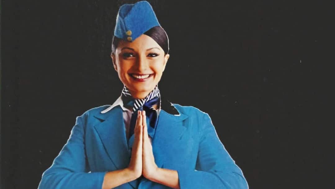 Maharashtra Mumbai-Pune route E-buses flight-like welcome Shivneri Sundari appointed lines of air hostesses महाराष्ट्र की बसों में होगा फ्लाइट जैसा वेलकम! मुंबई-पुणे रूट पर एयर होस्टेस की तर्ज पर दिखेंगी 'शिवनेरी सुंदरी' 