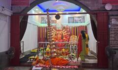 अराधना हो तो ऐसी! नवरात्र में 9 दिनों तक चौबीसो घंटे सीने पर कलश रखेंगे नागेश्वर बाबा, 36 साल की उम्र में किया था पहली बार