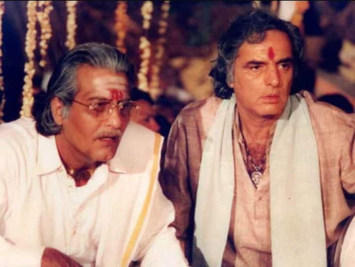 वहीं आपको जानकर हैरानी होगी कि उस दौर में माधुरी को ये फिल्म करने के लिए 1 करोड़ रुपए की मोटी फीस दी गई थी. कहा जाता है कि फिल्म के डायरेक्टर फिरोज खान को ये अंदाजा हो गया कि इस सीन पर बवाल मचने वाला है. ऐसे में माधुरी कई सीन क्रिएट ना करें, इसलिए उन्हें इतनी ज्यादा फीस दी गई थी.