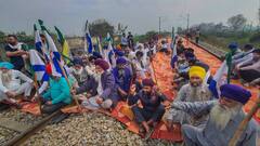 पंजाब में किसानों ने किया ट्रेनों का चक्का जाम, फिरोजपुर में 5 अलग-अलग जगहों पर बैठे किसान
