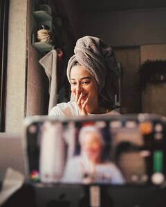 Ananya Pandey : CTRL మూవీ సెట్స్​లో అనన్య పాండేని చూశారా? క్యూట్​గా ఉంది కదూ