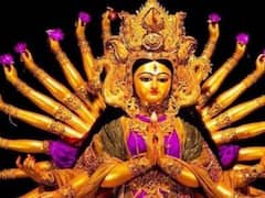 Navratri 2024 : नाशिकच्या सप्तशृंगी गडावर नवरात्र उत्सवाला सुरुवात; दर्शन घेण्यासाठी भाविकांची गर्दी