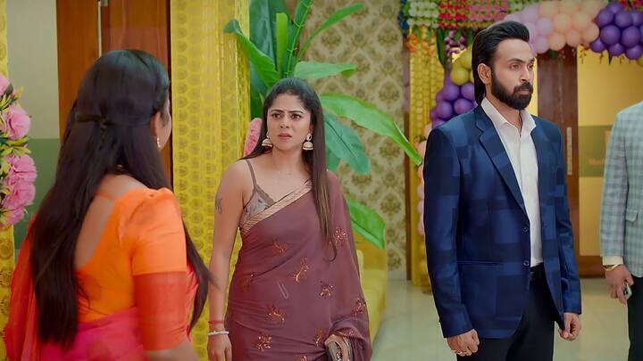 ప్రతివిషయంలోనూ అపార్థం చేసుకుంటూనే ఉన్నారు..మీరు నమ్మినా నమ్మకపోయినా కలలో కూడా మీకు ద్రోహం చేయను, నాపై నిందలు వేస్తూనే ఉన్నారు..మీ ఓటమి కోసం పనిచేశాను అంటున్నారు..దీని వెనుక ఎలాంటి కుట్రలు జరిగాయో నాకు తెలియదు అంటుంది కావ్య