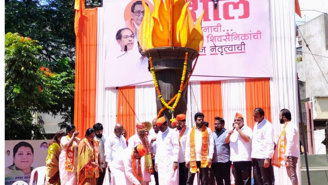 Kolhapur Uttar Vidhan Sabha : कोल्हापूर उत्तर मतदारसंघावर शिवसेना ठाकरे गटाचा दावा; माजी खासदार विनायक राऊत काय म्हणाले? Shiv Sena Thackeray Group Claims Kolhapur Uttar Vidhan Sabha; What did former MP Vinayak Raut say Kolhapur Uttar Vidhan Sabha : कोल्हापूर उत्तर मतदारसंघावर शिवसेना ठाकरे गटाचा दावा; माजी खासदार विनायक राऊत काय म्हणाले?