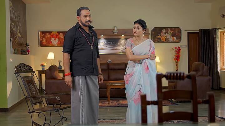 అక్క సీమంతం ఘనంగా చేద్దామని సత్య అంటే..నాకిష్టం లేదంటాడు రుద్ర. నువ్వింకా మారదాలేదా అని క్రిష్ క్వశ్చ్ చేస్తాడు.. అయినా మనకు ఎందుకులే క్రిష్ అని సత్య అడ్డుపుల్ల వేస్తుంది.