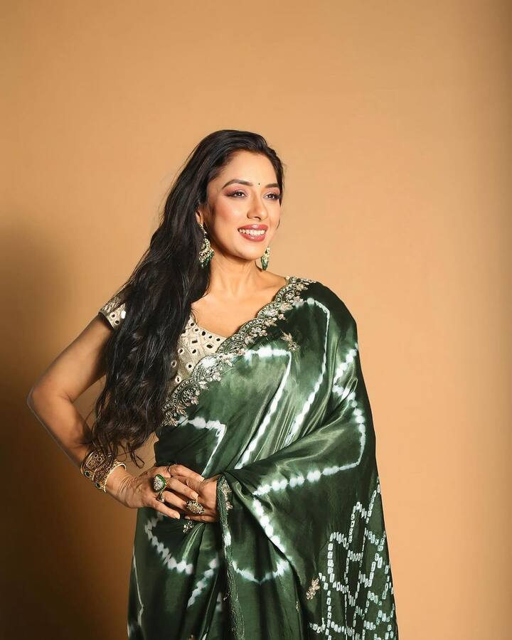 The actress shared a series of photos donning a vibrant green saree paired with a golden blouse, perfect for embracing the traditional essence of the festival.
