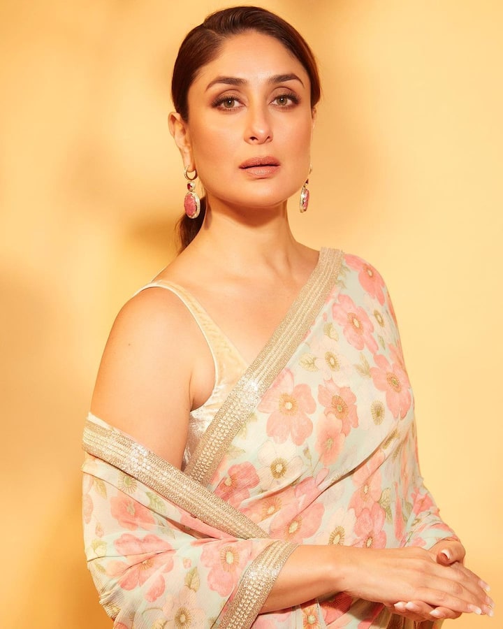 साड़ी हो या सूट, अगर आप आउटफिट के साथ कुछ आसान से हेयरस्टाइल बनाना चाह रही हैं, तो करीना कपूर की तरह साइड पार्टिशन के साथ लो पोनी काफी जचेगी.