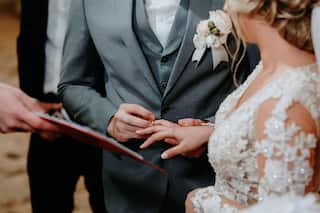 Pleasure Marriage: ਇਸ ਜਗ੍ਹਾ ਬੰਦਿਆਂ ਨੂੰ 4 ਦਿਨਾਂ ਦੇ ਲਈ ਮਿਲਦੀਆਂ ਪਤਨੀਆਂ, ਸੁਹਾਗਰਾ ਤੋਂ ਬਾਅਦ ਲੈ ਲੈਂਦੀਆਂ ਤਲਾਕ