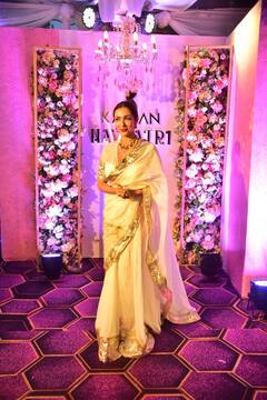 Navratri 2024: व्हाइट लहंगा...बालों में गुलाब, पिता की मौत के बाद पहली बार सजी-धजी नजर आईं मलाइका अरोड़ा, तस्वीरें वायरल