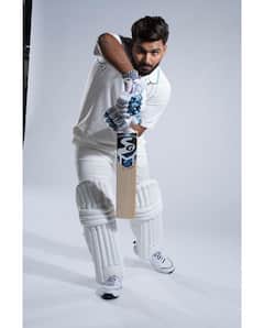 Rishabh Pant- Isha Negi love story:  టీం ఇండియా  డైనమిక్ వికెట్ కీపర్  రిషబ్ పంత్ లవ్ స్టోరీ తెలుసా మీకు