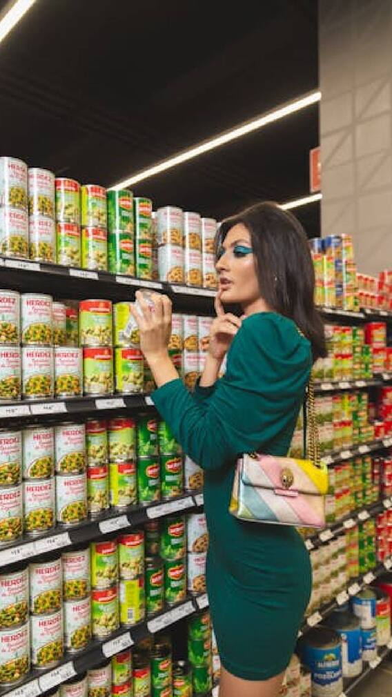 तुम्ही कधी पदार्थ एक्सपायरी डेट नंतर खाल्लाय का?