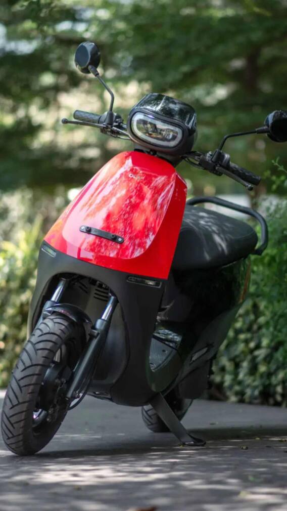 सिर्फ 50 हजार रुपये में मिल रहा OLA का ये स्कूटर