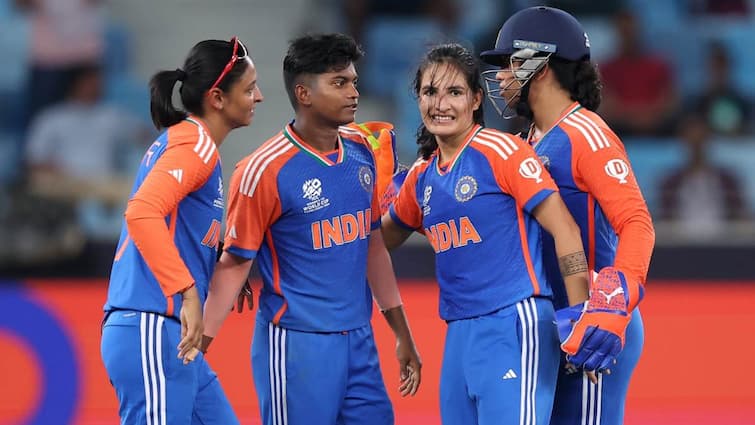 Womens T20 World Cup 2024 Biggest defeat margin for indian Women new zealand dubai Women's T20 World Cup 2024: टीम इंडिया के नाम दर्ज हुआ शर्मनाक रिकॉर्ड, न्यूजीलैंड के खिलाफ सबसे बड़ी हार!