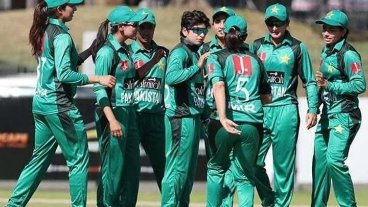 वहीं, बीसीसीआई की 'ग्रेड सी' महिला खिलाड़ियों की सलाना सैलरी 10 लाख रुपए है. (फोटो क्रेडिट- सोशल मीडिया)